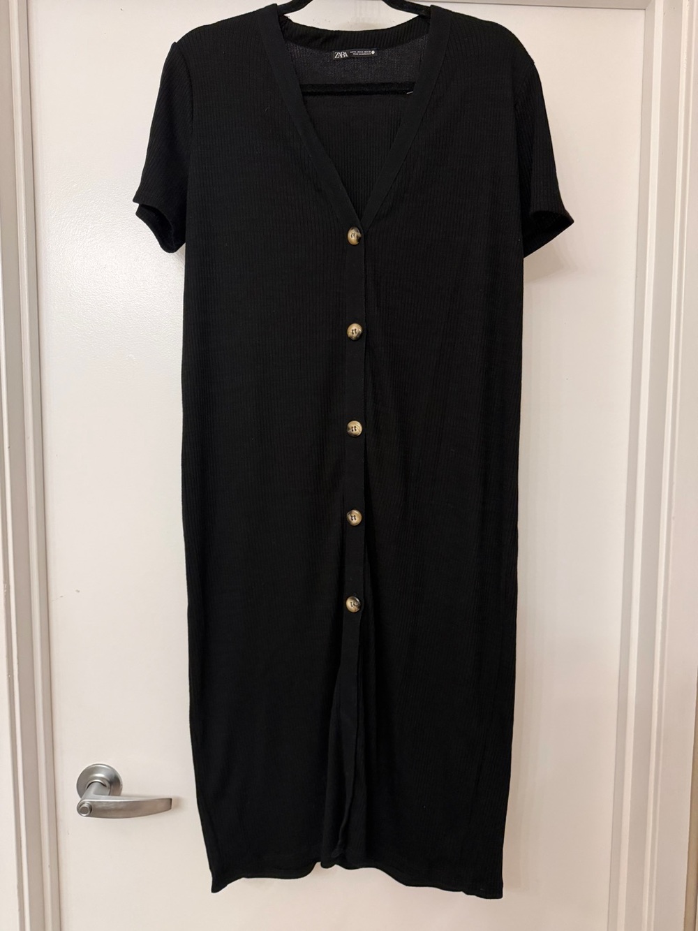 Zara Black Short-Sleeve Button-Front Ribbed Midi Dress